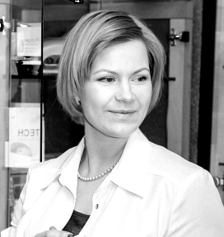 Dr. Elīna Čakāne